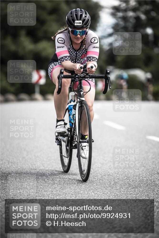 21.06.2026 - 29. Vierlanden-Triathlon H.Heesch http://msf.ph/oto/9924931 21.06.2026 13:18:09 Radfahren 202, 1105, 1001, 700 meine-sportfotos.de