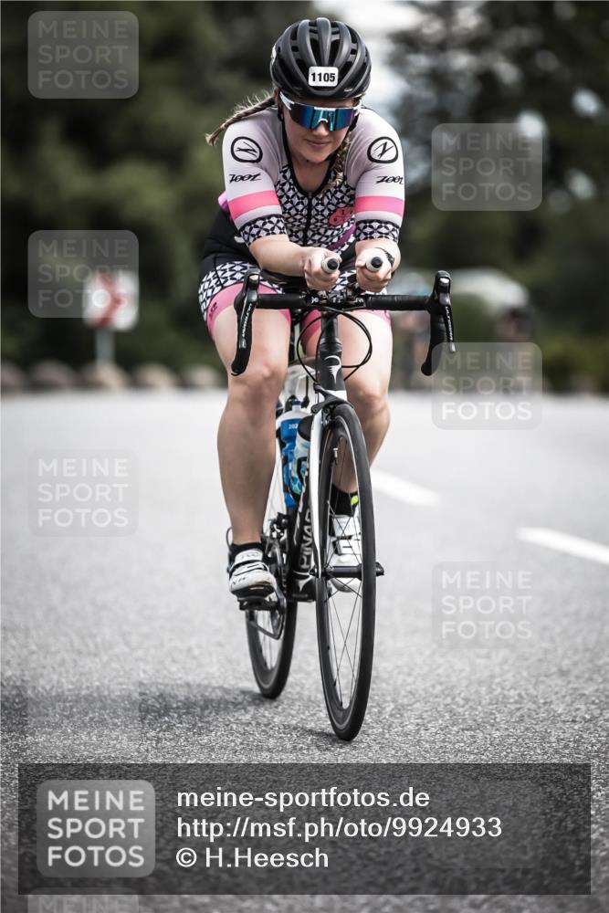 21.06.2026 - 29. Vierlanden-Triathlon H.Heesch http://msf.ph/oto/9924933 21.06.2026 13:18:09 Radfahren 202, 1105, 7001 meine-sportfotos.de