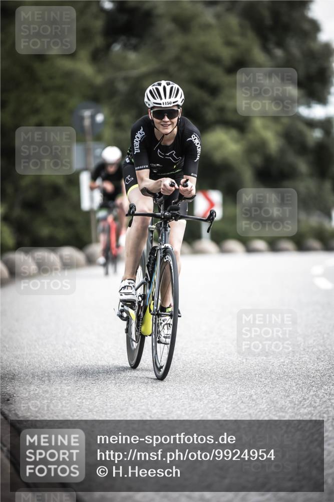 21.06.2026 - 29. Vierlanden-Triathlon H.Heesch http://msf.ph/oto/9924954 21.06.2026 13:18:16 Radfahren 1150 meine-sportfotos.de