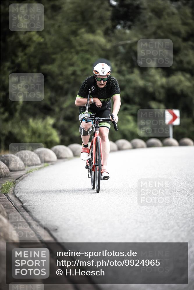 21.06.2026 - 29. Vierlanden-Triathlon H.Heesch http://msf.ph/oto/9924965 21.06.2026 13:18:18 Radfahren 1122 meine-sportfotos.de