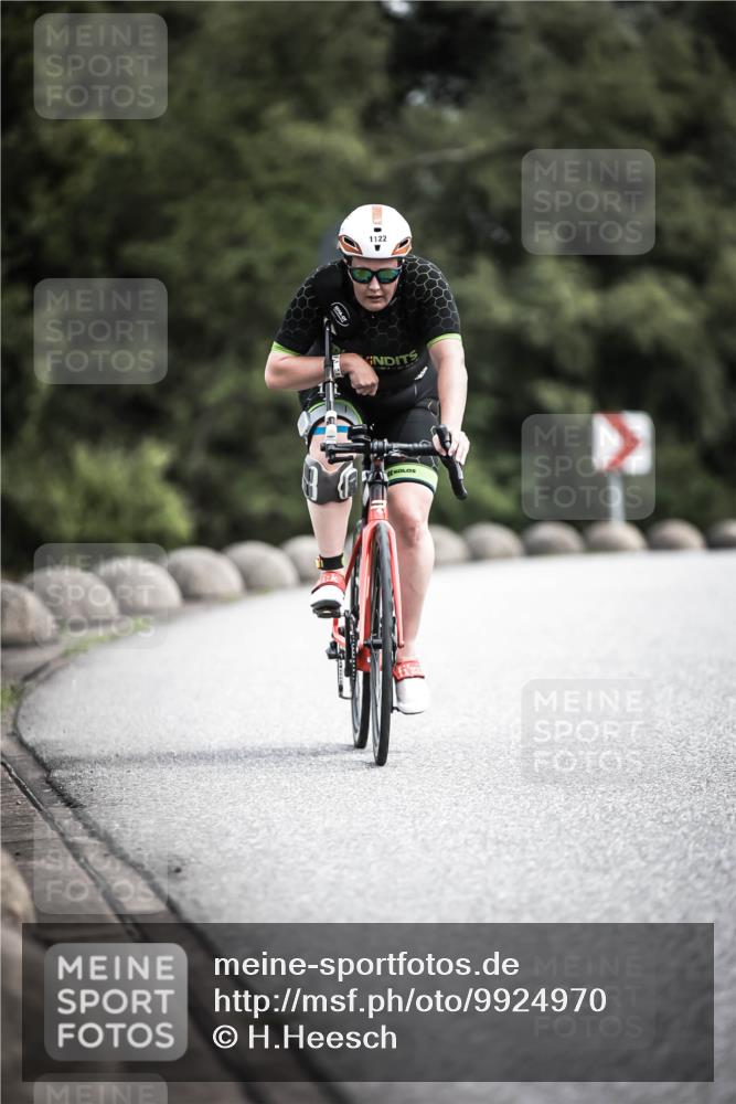 21.06.2026 - 29. Vierlanden-Triathlon H.Heesch http://msf.ph/oto/9924970 21.06.2026 13:18:18 Radfahren 1122 meine-sportfotos.de