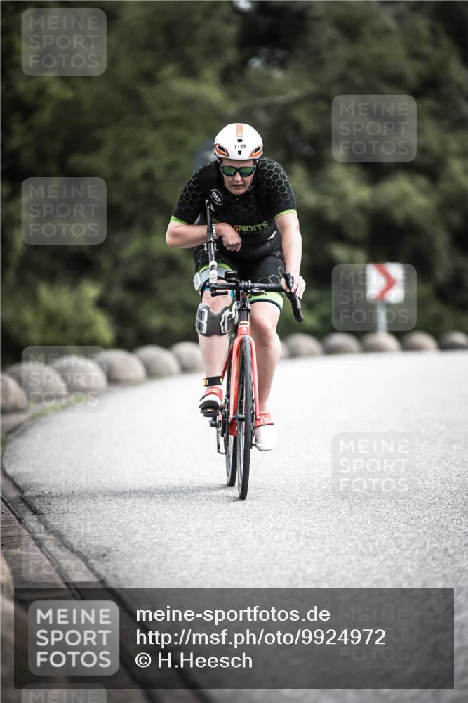 21.06.2026 - 29. Vierlanden-Triathlon H.Heesch http://msf.ph/oto/9924972 21.06.2026 13:18:18 Radfahren 1122 meine-sportfotos.de