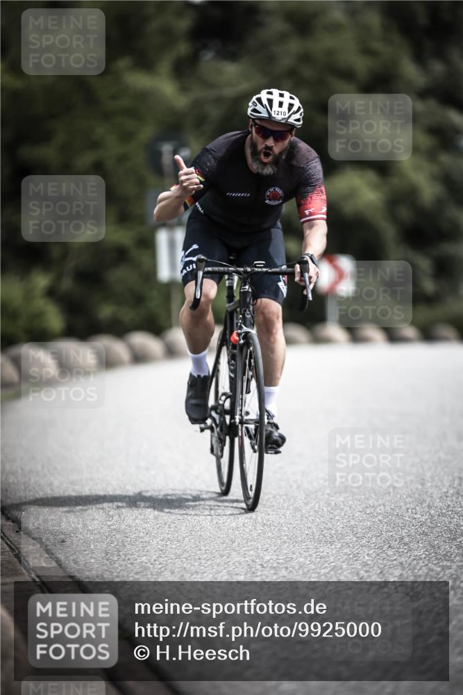 21.06.2026 - 29. Vierlanden-Triathlon H.Heesch http://msf.ph/oto/9925000 21.06.2026 13:35:10 Radfahren 1210 meine-sportfotos.de