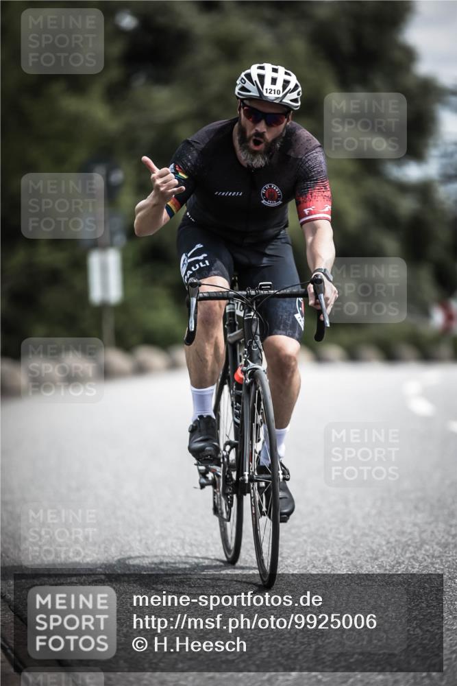 21.06.2026 - 29. Vierlanden-Triathlon H.Heesch http://msf.ph/oto/9925006 21.06.2026 13:35:10 Radfahren 1210 meine-sportfotos.de