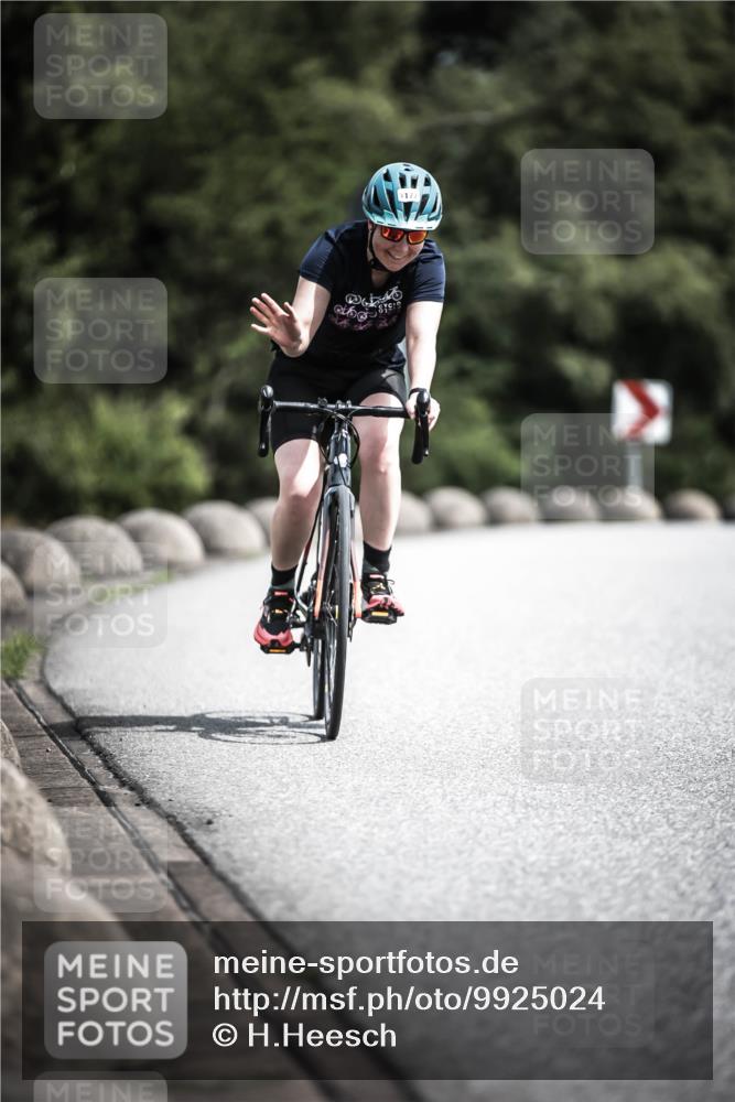 21.06.2026 - 29. Vierlanden-Triathlon H.Heesch http://msf.ph/oto/9925024 21.06.2026 13:35:56 Radfahren 5, 519 meine-sportfotos.de