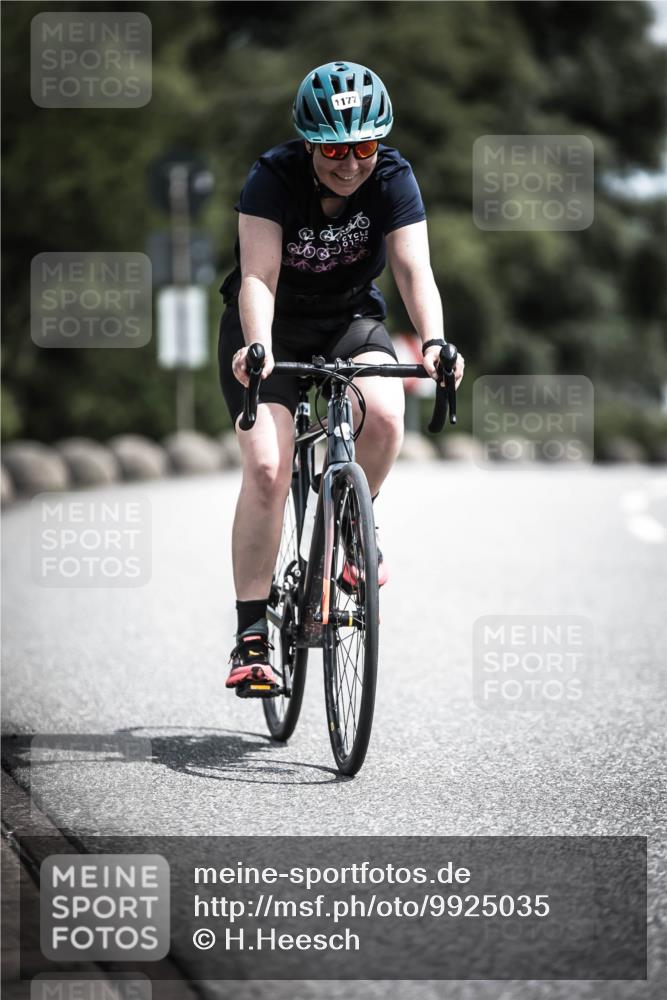 21.06.2026 - 29. Vierlanden-Triathlon H.Heesch http://msf.ph/oto/9925035 21.06.2026 13:35:56 Radfahren 1177 meine-sportfotos.de