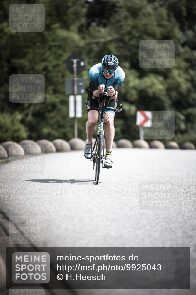 21.06.2026 - 29. Vierlanden-Triathlon H.Heesch http://msf.ph/oto/9925043 21.06.2026 13:36:08 Radfahren 1181 meine-sportfotos.de