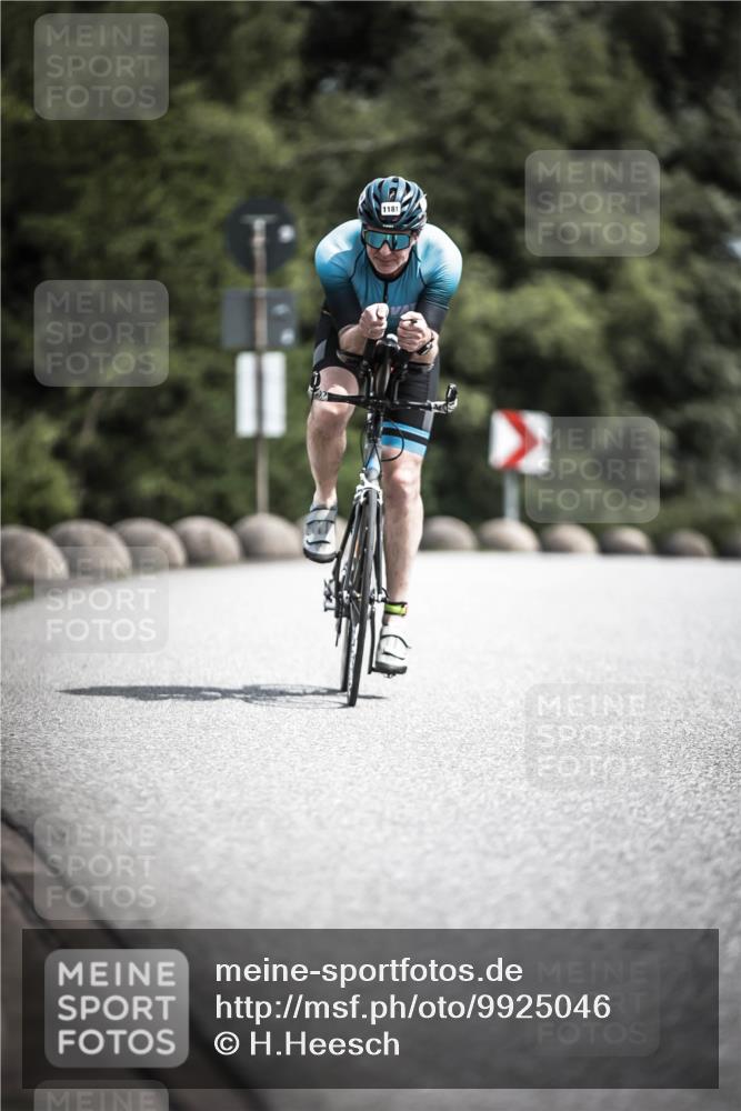 21.06.2026 - 29. Vierlanden-Triathlon H.Heesch http://msf.ph/oto/9925046 21.06.2026 13:36:08 Radfahren 1181 meine-sportfotos.de