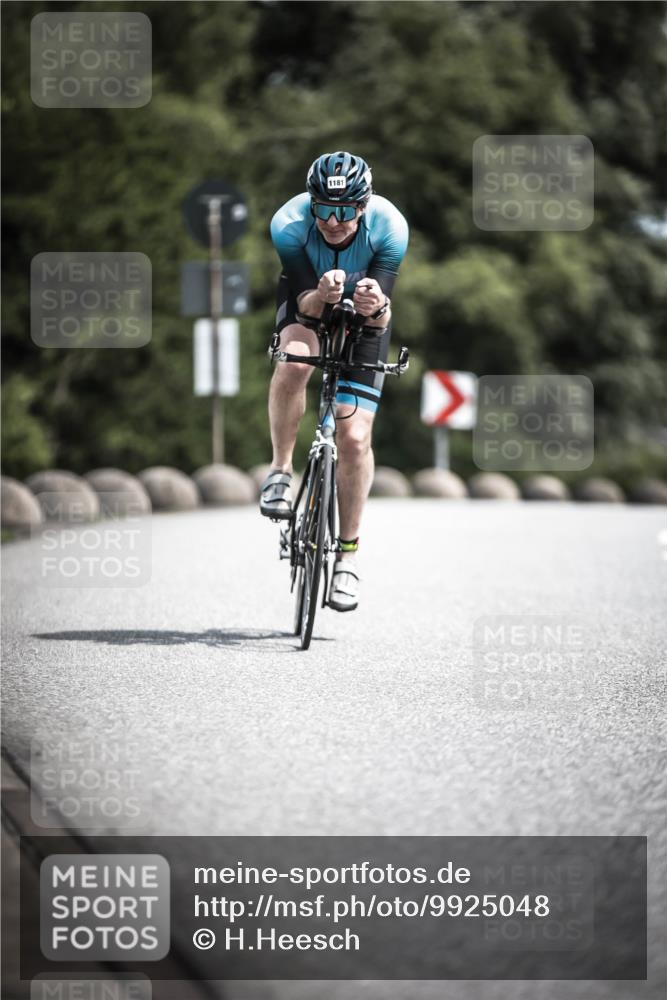 21.06.2026 - 29. Vierlanden-Triathlon H.Heesch http://msf.ph/oto/9925048 21.06.2026 13:36:08 Radfahren 1181 meine-sportfotos.de