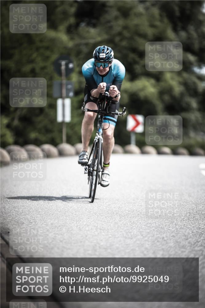 21.06.2026 - 29. Vierlanden-Triathlon H.Heesch http://msf.ph/oto/9925049 21.06.2026 13:36:08 Radfahren 1181 meine-sportfotos.de