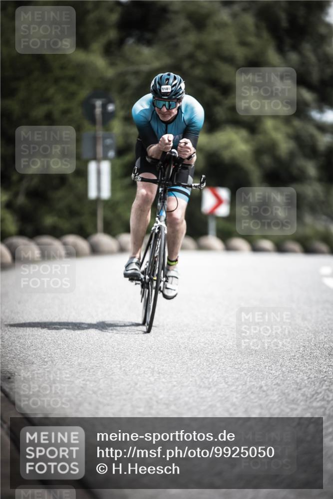 21.06.2026 - 29. Vierlanden-Triathlon H.Heesch http://msf.ph/oto/9925050 21.06.2026 13:36:08 Radfahren 1181 meine-sportfotos.de