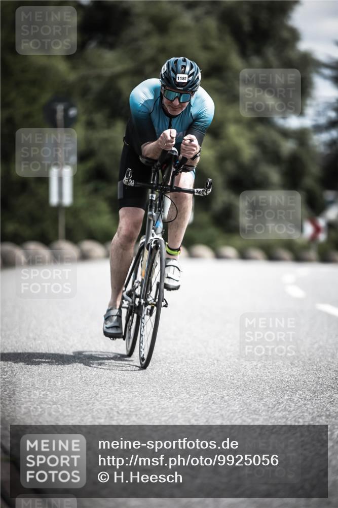 21.06.2026 - 29. Vierlanden-Triathlon H.Heesch http://msf.ph/oto/9925056 21.06.2026 13:36:09 Radfahren 1181 meine-sportfotos.de
