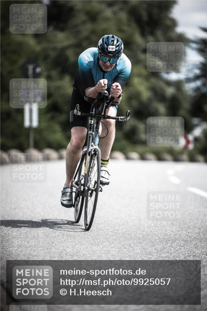 21.06.2026 - 29. Vierlanden-Triathlon H.Heesch http://msf.ph/oto/9925057 21.06.2026 13:36:09 Radfahren 1181 meine-sportfotos.de
