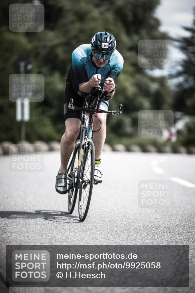 21.06.2026 - 29. Vierlanden-Triathlon H.Heesch http://msf.ph/oto/9925058 21.06.2026 13:36:09 Radfahren 1181 meine-sportfotos.de