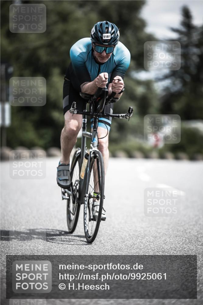 21.06.2026 - 29. Vierlanden-Triathlon H.Heesch http://msf.ph/oto/9925061 21.06.2026 13:36:09 Radfahren 1181 meine-sportfotos.de