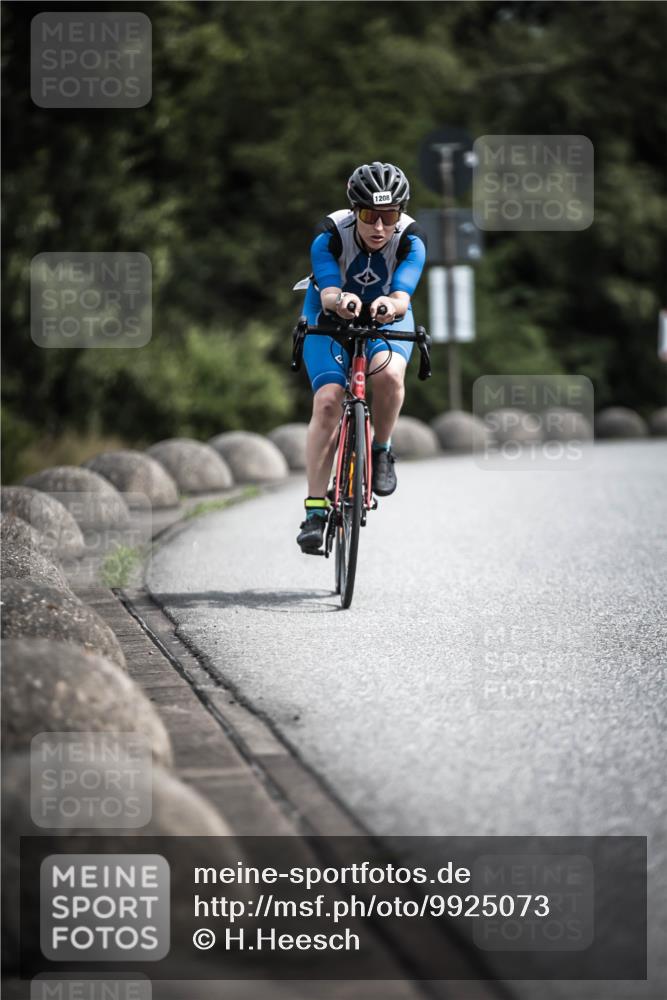 21.06.2026 - 29. Vierlanden-Triathlon H.Heesch http://msf.ph/oto/9925073 21.06.2026 13:37:22 Radfahren 1208 meine-sportfotos.de