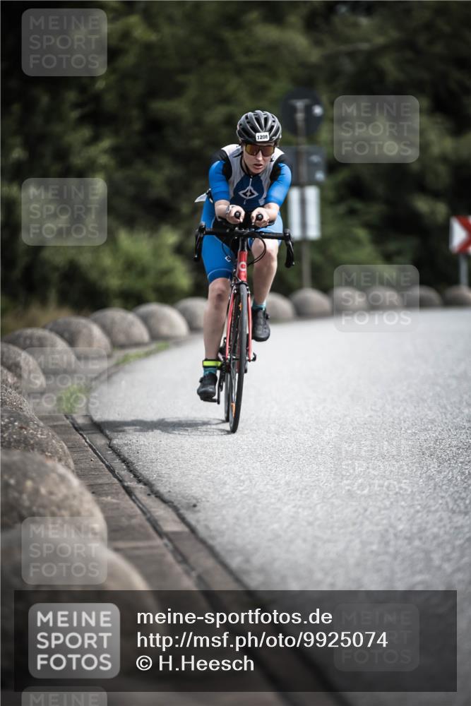 21.06.2026 - 29. Vierlanden-Triathlon H.Heesch http://msf.ph/oto/9925074 21.06.2026 13:37:22 Radfahren 1208 meine-sportfotos.de
