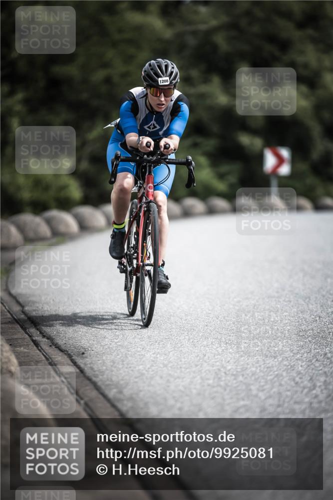 21.06.2026 - 29. Vierlanden-Triathlon H.Heesch http://msf.ph/oto/9925081 21.06.2026 13:37:22 Radfahren 1208 meine-sportfotos.de