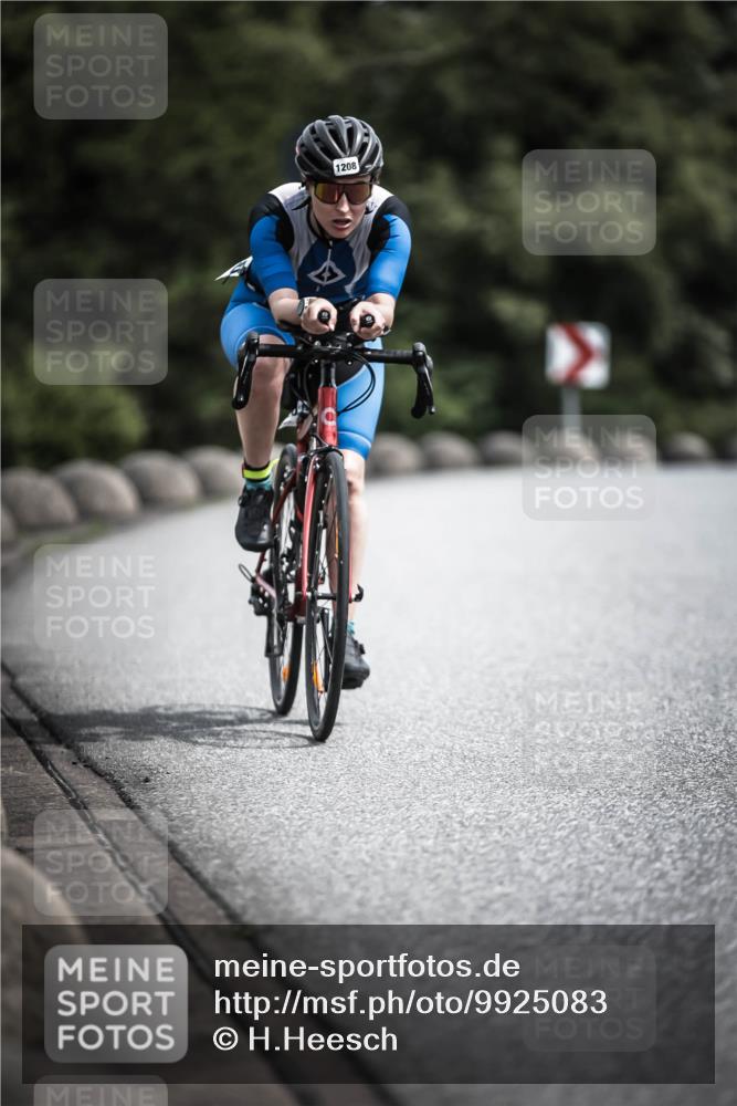 21.06.2026 - 29. Vierlanden-Triathlon H.Heesch http://msf.ph/oto/9925083 21.06.2026 13:37:22 Radfahren 1208 meine-sportfotos.de