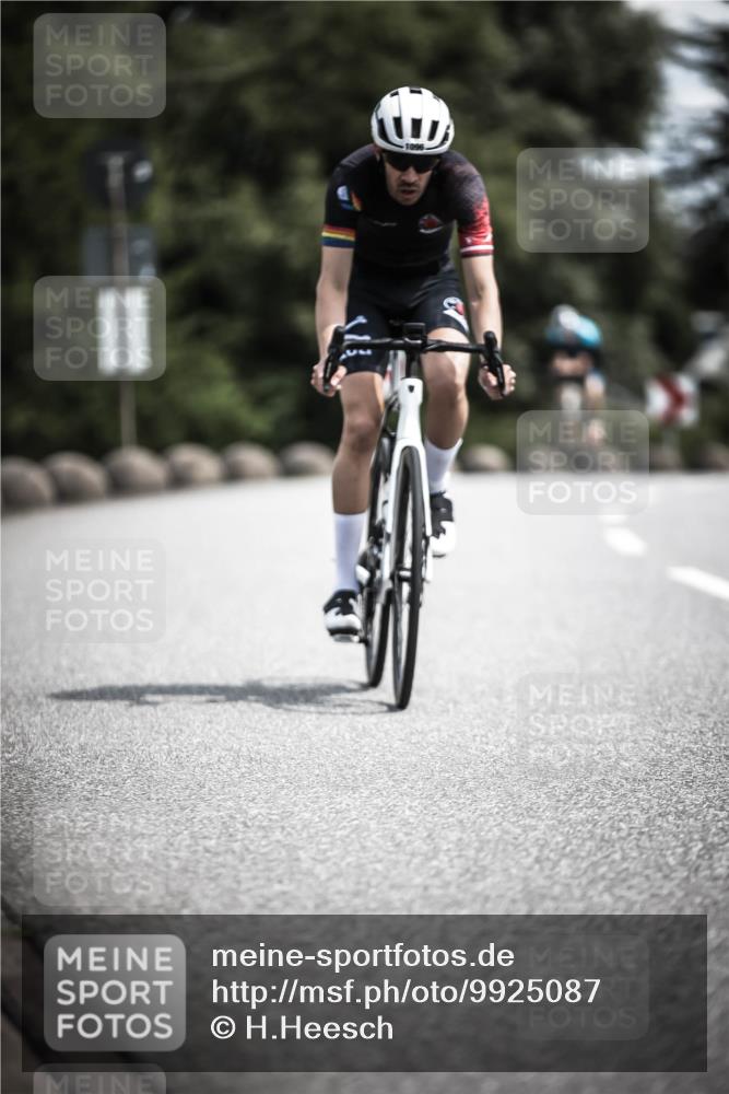 21.06.2026 - 29. Vierlanden-Triathlon H.Heesch http://msf.ph/oto/9925087 21.06.2026 13:37:42 Radfahren 1096 meine-sportfotos.de