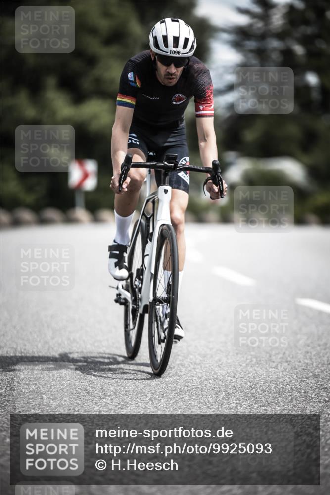 21.06.2026 - 29. Vierlanden-Triathlon H.Heesch http://msf.ph/oto/9925093 21.06.2026 13:37:42 Radfahren 1096 meine-sportfotos.de