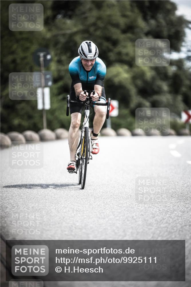 21.06.2026 - 29. Vierlanden-Triathlon H.Heesch http://msf.ph/oto/9925111 21.06.2026 13:37:47 Radfahren 1182 meine-sportfotos.de