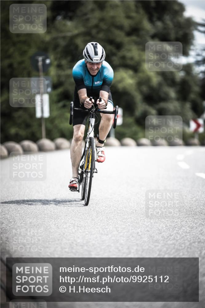 21.06.2026 - 29. Vierlanden-Triathlon H.Heesch http://msf.ph/oto/9925112 21.06.2026 13:37:47 Radfahren 1182 meine-sportfotos.de