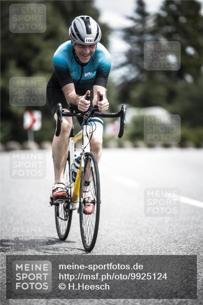 21.06.2026 - 29. Vierlanden-Triathlon H.Heesch http://msf.ph/oto/9925124 21.06.2026 13:37:48 Radfahren 1182 meine-sportfotos.de