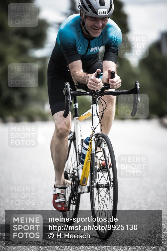 21.06.2026 - 29. Vierlanden-Triathlon H.Heesch http://msf.ph/oto/9925130 21.06.2026 13:37:48 Radfahren 1182 meine-sportfotos.de
