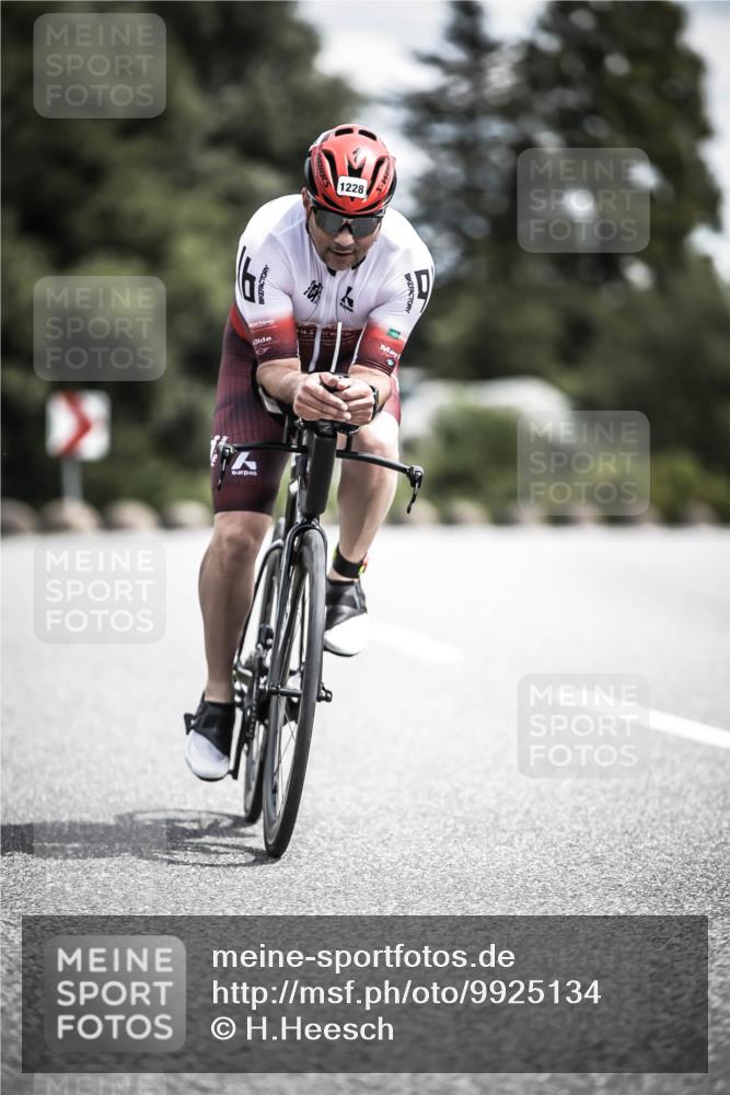 21.06.2026 - 29. Vierlanden-Triathlon H.Heesch http://msf.ph/oto/9925134 21.06.2026 13:38:07 Radfahren 1228 meine-sportfotos.de
