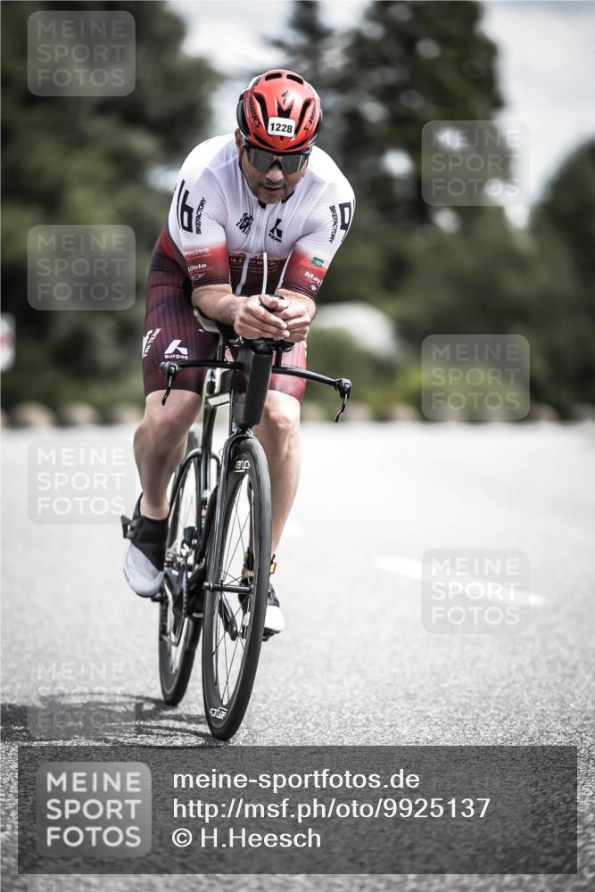 21.06.2026 - 29. Vierlanden-Triathlon H.Heesch http://msf.ph/oto/9925137 21.06.2026 13:38:07 Radfahren 1228 meine-sportfotos.de