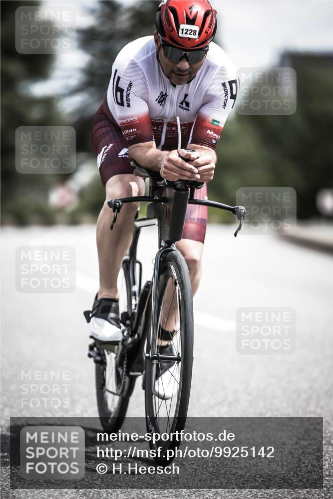 21.06.2026 - 29. Vierlanden-Triathlon H.Heesch http://msf.ph/oto/9925142 21.06.2026 13:38:07 Radfahren 1228 meine-sportfotos.de