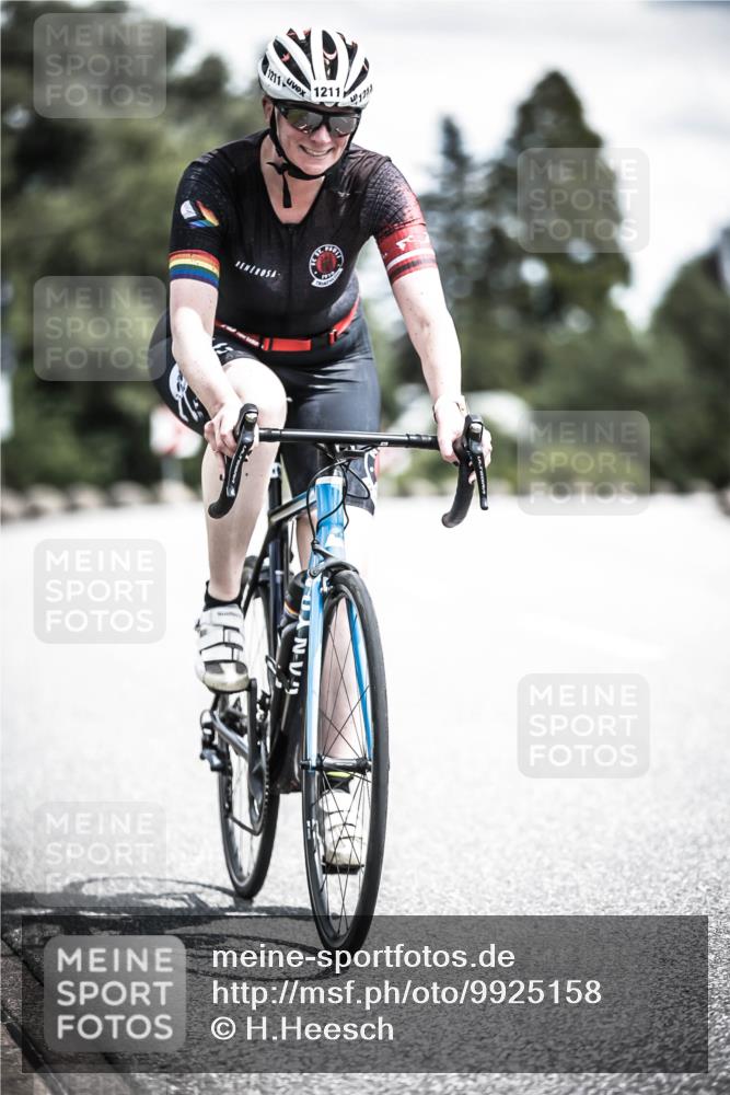 21.06.2026 - 29. Vierlanden-Triathlon H.Heesch http://msf.ph/oto/9925158 21.06.2026 13:39:15 Radfahren 1211 meine-sportfotos.de