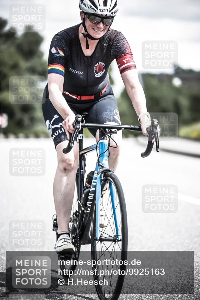 21.06.2026 - 29. Vierlanden-Triathlon H.Heesch http://msf.ph/oto/9925163 21.06.2026 13:39:16 Radfahren 1211, 1211, 1910, 1211 meine-sportfotos.de
