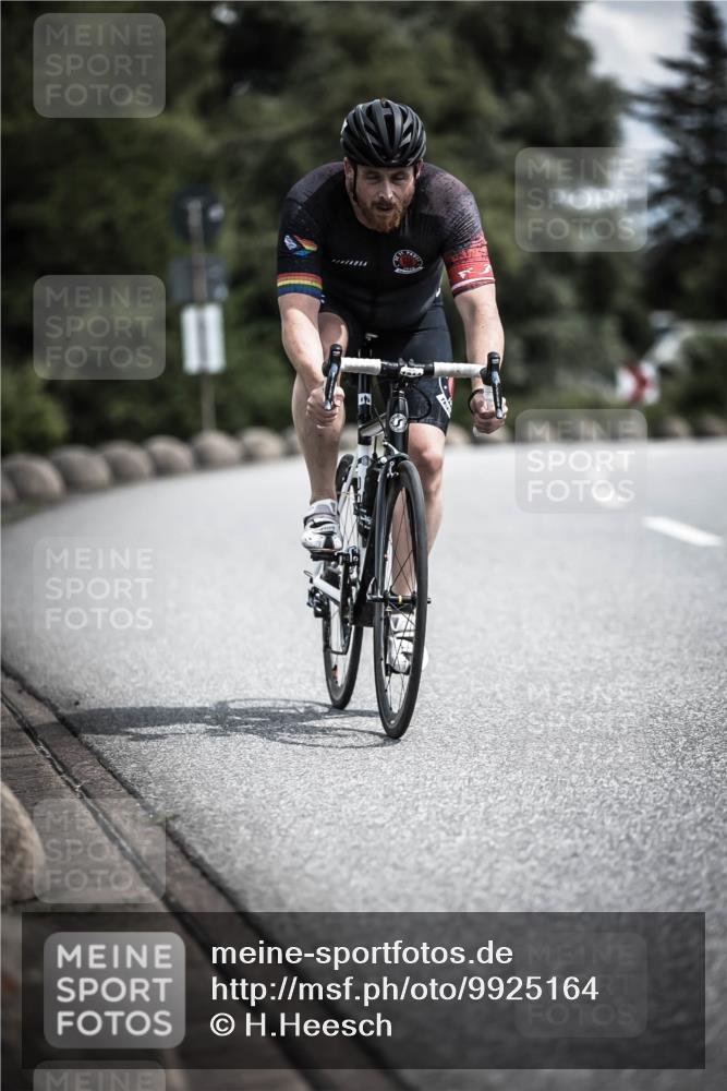 21.06.2026 - 29. Vierlanden-Triathlon H.Heesch http://msf.ph/oto/9925164 21.06.2026 13:41:38 Radfahren 333 meine-sportfotos.de