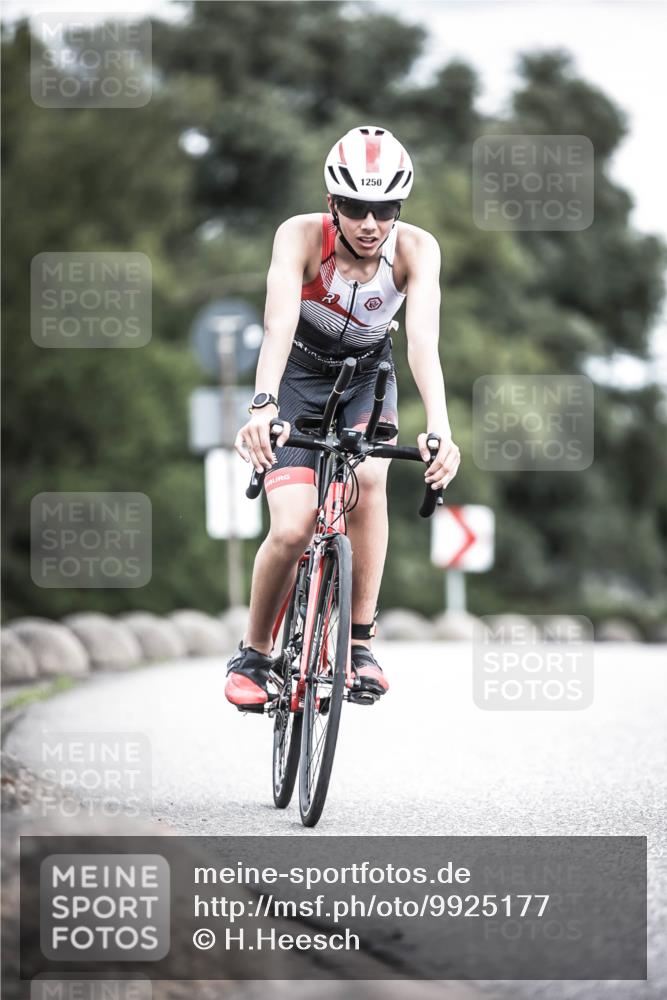 21.06.2026 - 29. Vierlanden-Triathlon H.Heesch http://msf.ph/oto/9925177 21.06.2026 14:42:37 Radfahren 1250 meine-sportfotos.de