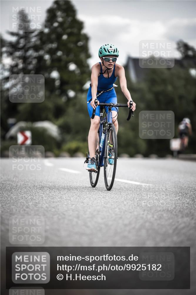 21.06.2026 - 29. Vierlanden-Triathlon H.Heesch http://msf.ph/oto/9925182 21.06.2026 14:42:53 Radfahren 1233, 55, 66, 577 meine-sportfotos.de