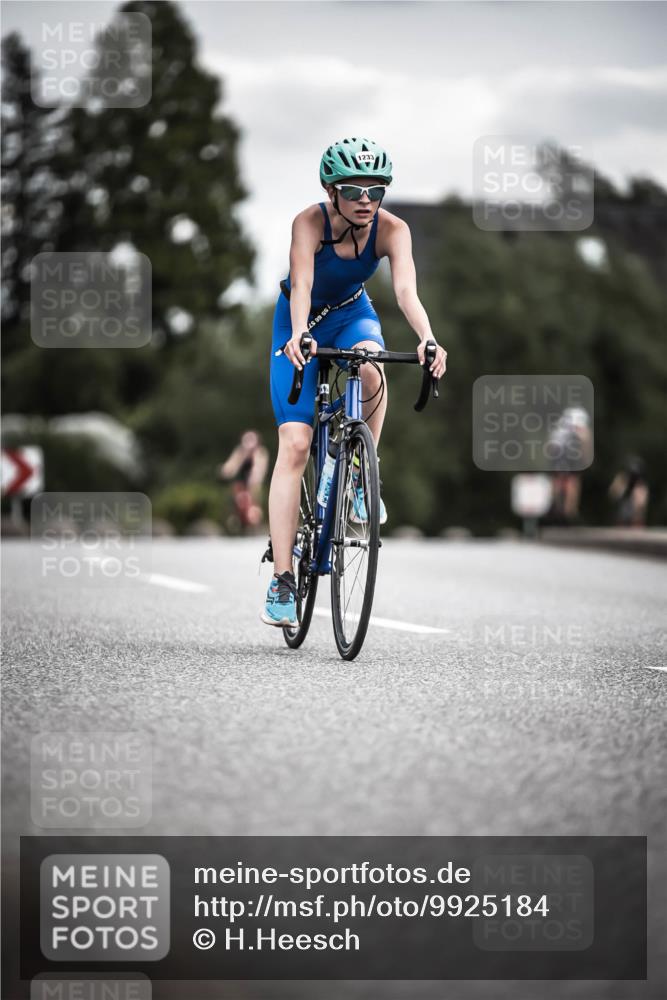 21.06.2026 - 29. Vierlanden-Triathlon H.Heesch http://msf.ph/oto/9925184 21.06.2026 14:42:53 Radfahren 1233, 55, 66, 577 meine-sportfotos.de