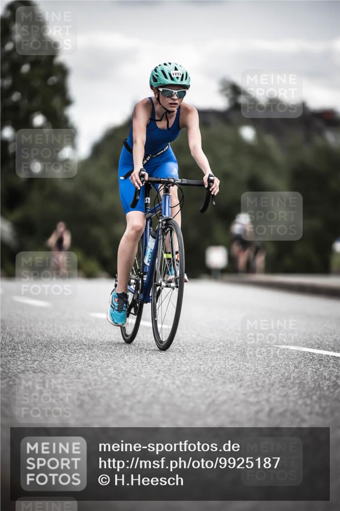 21.06.2026 - 29. Vierlanden-Triathlon H.Heesch http://msf.ph/oto/9925187 21.06.2026 14:42:53 Radfahren 1233, 55, 66 meine-sportfotos.de