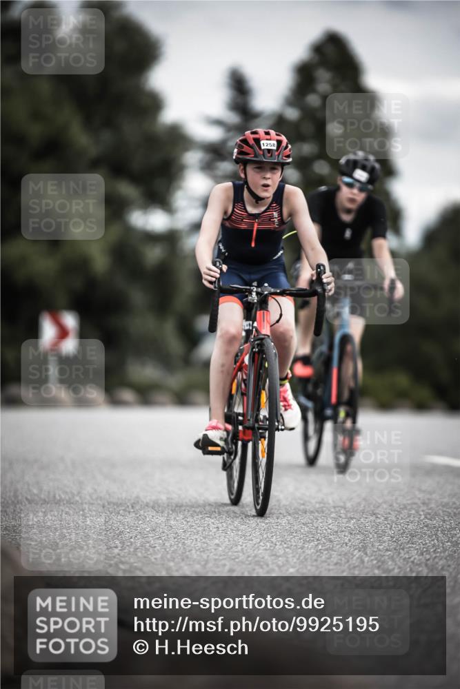 21.06.2026 - 29. Vierlanden-Triathlon H.Heesch http://msf.ph/oto/9925195 21.06.2026 14:43:01 Radfahren 1258 meine-sportfotos.de