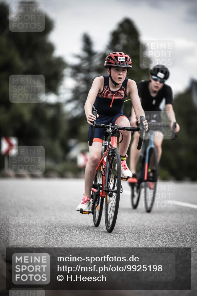 21.06.2026 - 29. Vierlanden-Triathlon H.Heesch http://msf.ph/oto/9925198 21.06.2026 14:43:01 Radfahren 1258 meine-sportfotos.de
