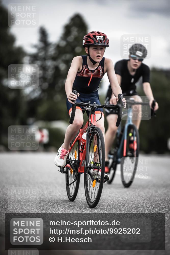 21.06.2026 - 29. Vierlanden-Triathlon H.Heesch http://msf.ph/oto/9925202 21.06.2026 14:43:01 Radfahren 1258 meine-sportfotos.de
