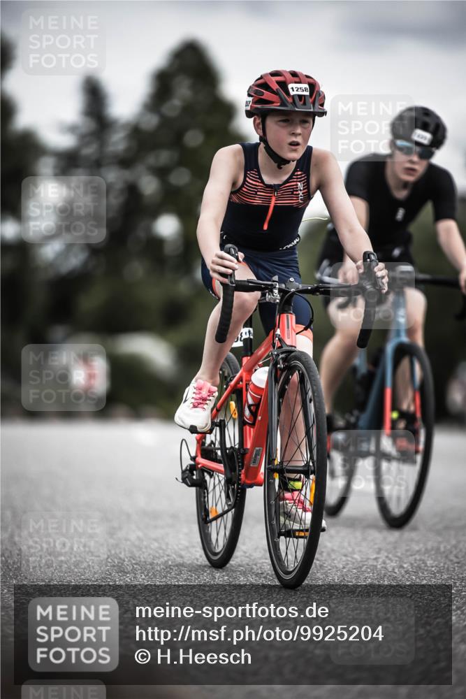 21.06.2026 - 29. Vierlanden-Triathlon H.Heesch http://msf.ph/oto/9925204 21.06.2026 14:43:02 Radfahren 1258 meine-sportfotos.de