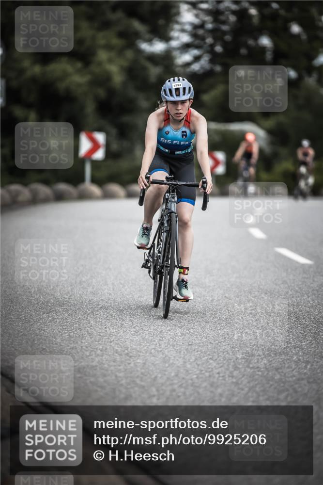 21.06.2026 - 29. Vierlanden-Triathlon H.Heesch http://msf.ph/oto/9925206 21.06.2026 14:43:11 Radfahren 1293 meine-sportfotos.de