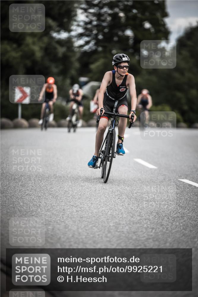 21.06.2026 - 29. Vierlanden-Triathlon H.Heesch http://msf.ph/oto/9925221 21.06.2026 14:43:13 Radfahren 1254 meine-sportfotos.de
