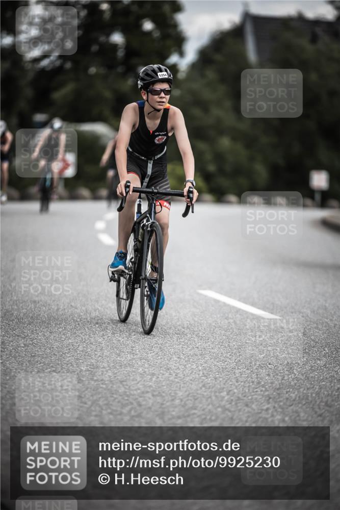 21.06.2026 - 29. Vierlanden-Triathlon H.Heesch http://msf.ph/oto/9925230 21.06.2026 14:43:13 Radfahren 1254 meine-sportfotos.de