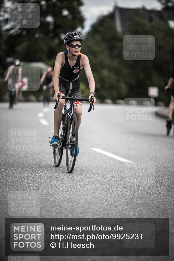 21.06.2026 - 29. Vierlanden-Triathlon H.Heesch http://msf.ph/oto/9925231 21.06.2026 14:43:13 Radfahren 1254 meine-sportfotos.de