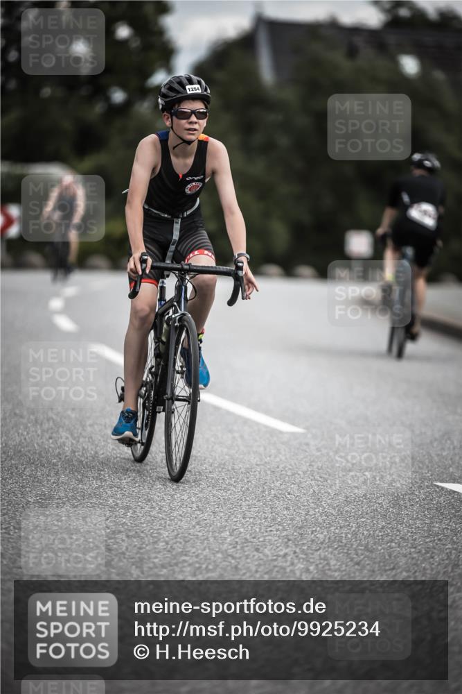 21.06.2026 - 29. Vierlanden-Triathlon H.Heesch http://msf.ph/oto/9925234 21.06.2026 14:43:13 Radfahren 1254 meine-sportfotos.de