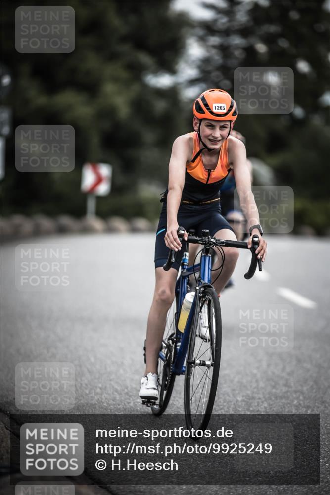 21.06.2026 - 29. Vierlanden-Triathlon H.Heesch http://msf.ph/oto/9925249 21.06.2026 14:43:17 Radfahren 1265 meine-sportfotos.de