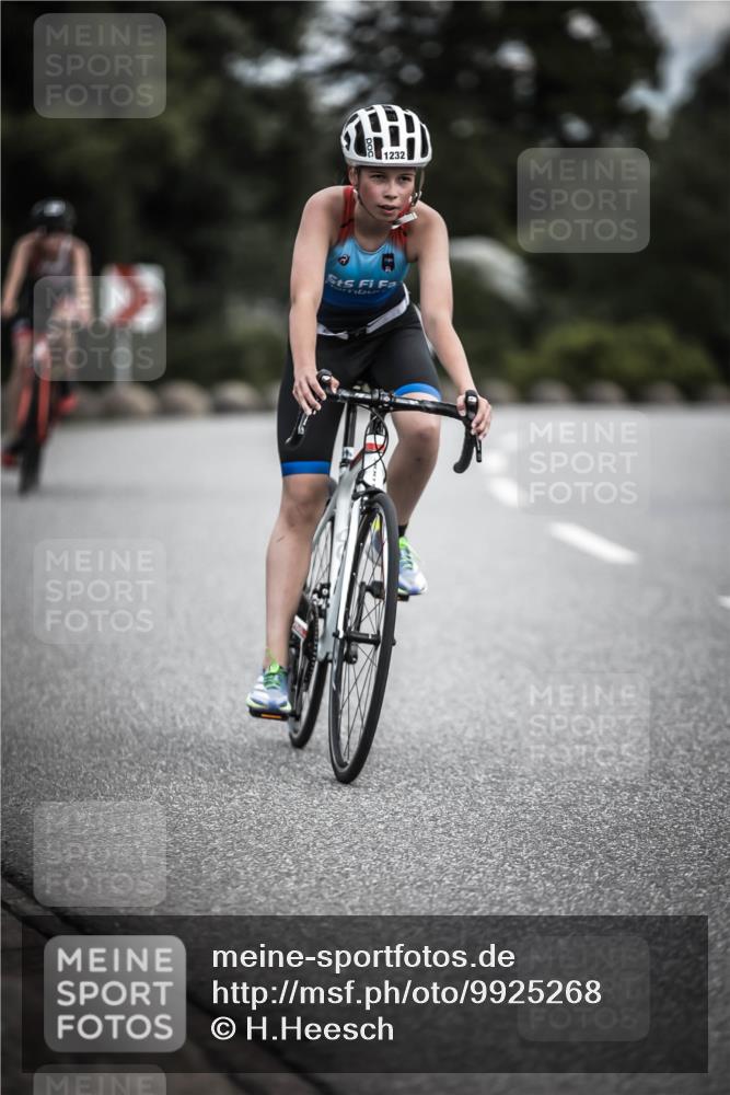 21.06.2026 - 29. Vierlanden-Triathlon H.Heesch http://msf.ph/oto/9925268 21.06.2026 14:43:26 Radfahren 1232 meine-sportfotos.de